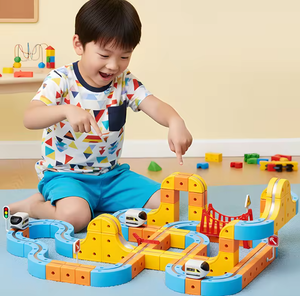 Versatile Magnetic Rail Car © Ⓢ